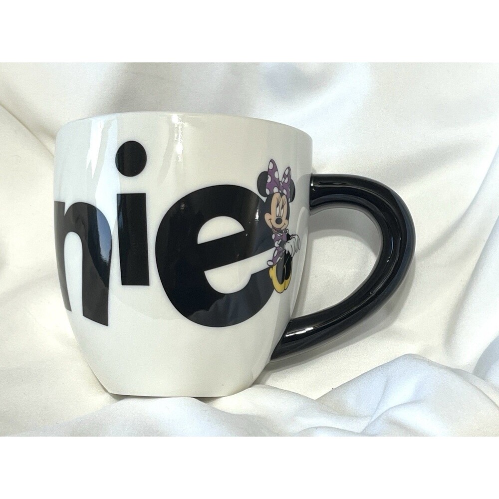 *HEAVY Disney Parks Minnie Mouse Coffee Mug Large 16 oz mug (spellout)